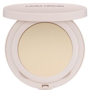 Laura Mercier Translucent Pressed Setting Powder – Ultra-Blur